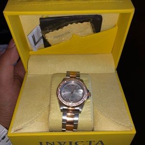 Invicta unisex watch